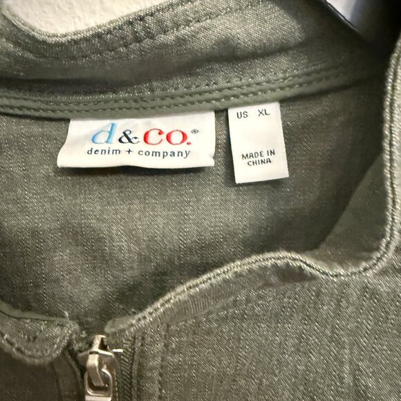 D & Co XL Denim Jacket - Picture 4 of 4